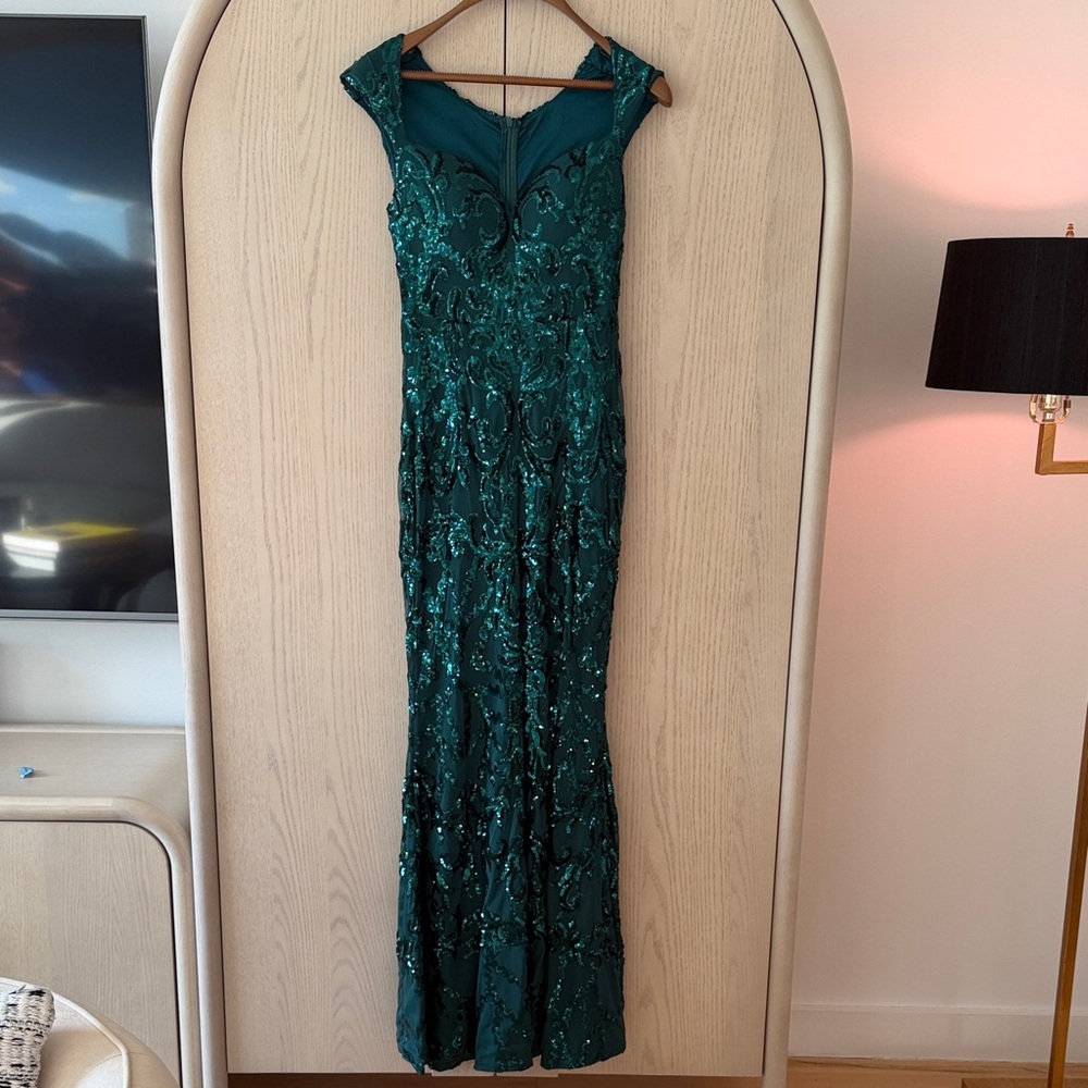 Elegant Green Sequin Gown